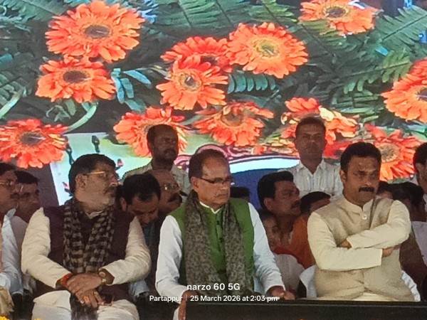 श्रद्धांजलि सभा में भावुक हुए सांसद कमलेश पासवान, शिवराज सिंह चौहान ने स्व. ओमप्रकाश पासवान को बताया जननायक