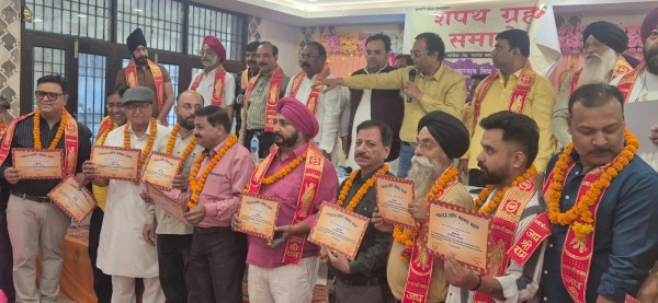 आलमबाग नटखेड़ा रोड व्यापार मंडल का शपथ ग्रहण समारोह हुआ सम्पन्न
