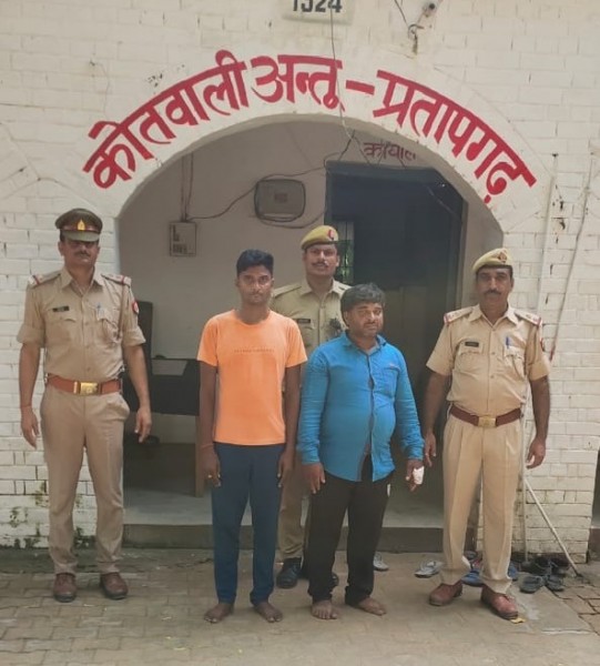 हत्या के प्रयास के अभियोग में 02 वांछित अभियुक्त गिरफ्तार